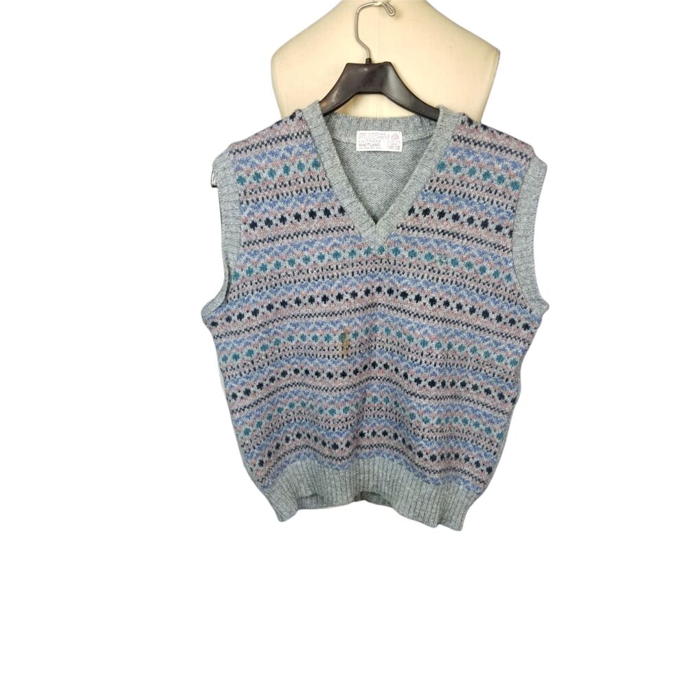 Shetland Wool Pitlochry Vest Made in Scotland. Unisex. Large